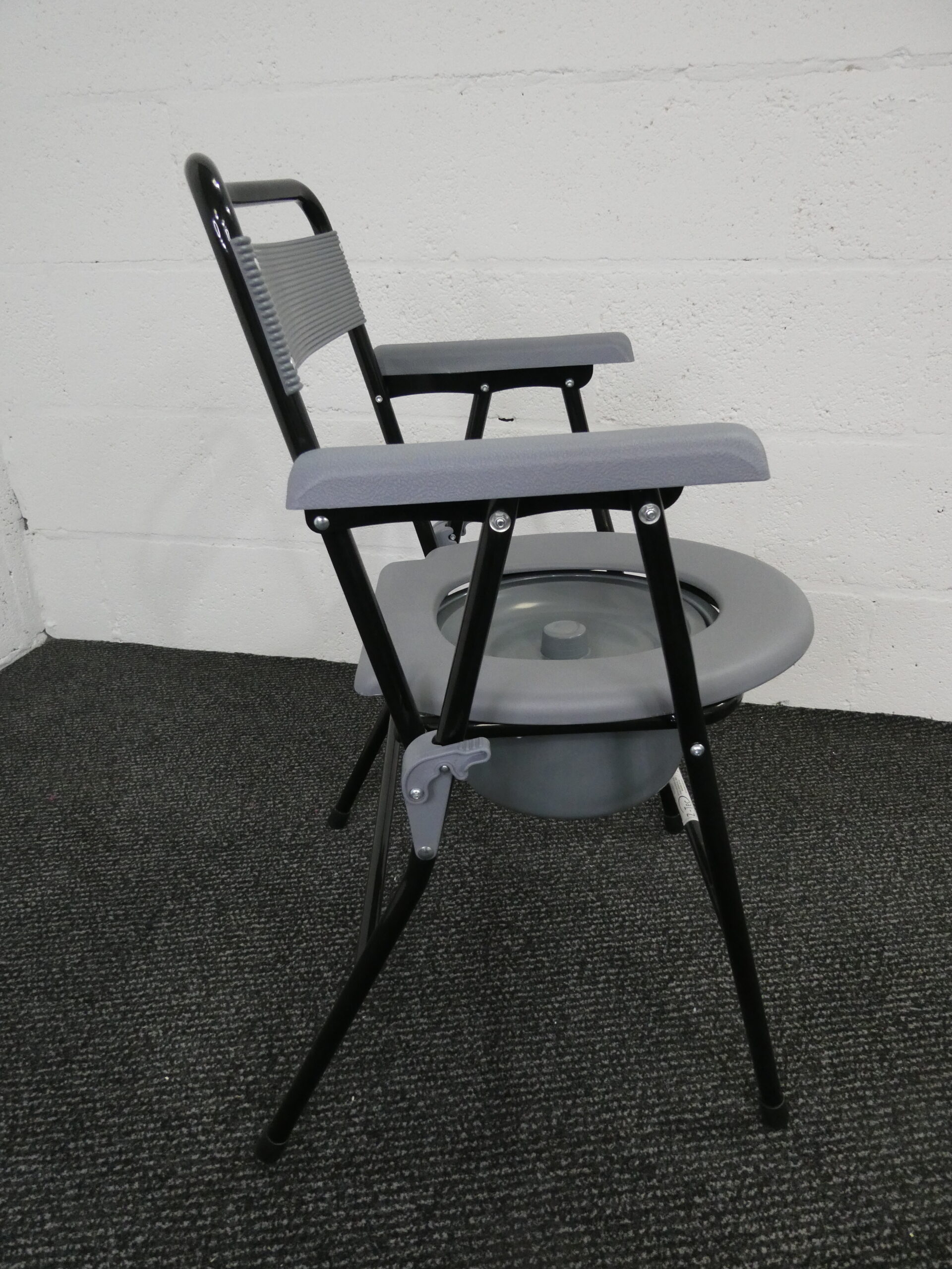 Commode - Z-Tec Folding Commode